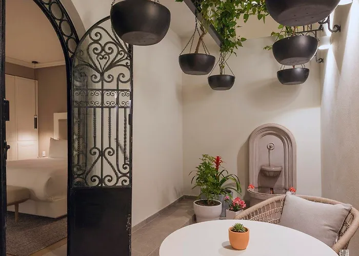 Casa Cleo Luxury By Viadora Aparthotel 4*
